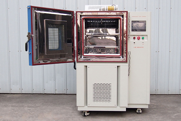 배터리 테스트 챔버 vs 일반 환경 챔버