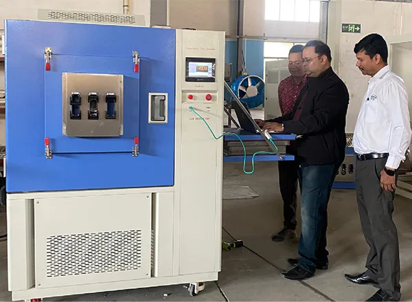 사용자 지정 온도 챔버 솔루션: LIB 산업 지원 고정밀 PCB 및 저항기 테스트